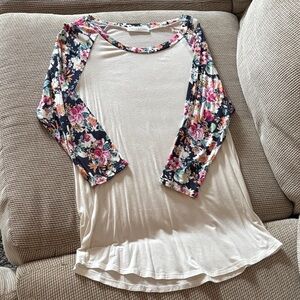 Chris & Carol Floral Trim Top